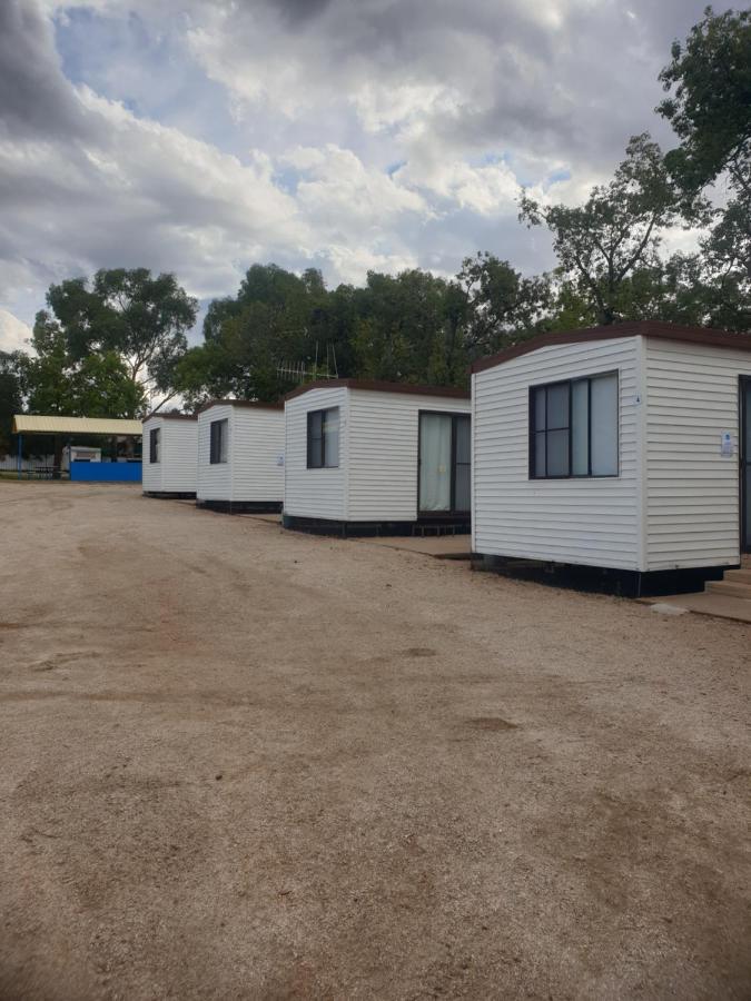 Newell Hwy Caravan Park Parkes Buitenkant foto
