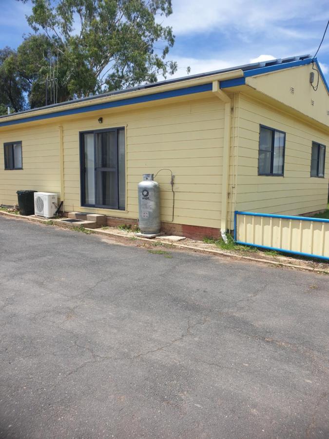 Newell Hwy Caravan Park Parkes Buitenkant foto